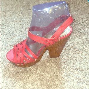 Red Guess wedges